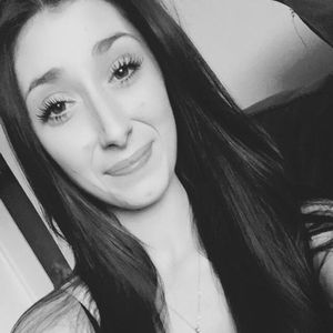 Meet your Posher, Lydia